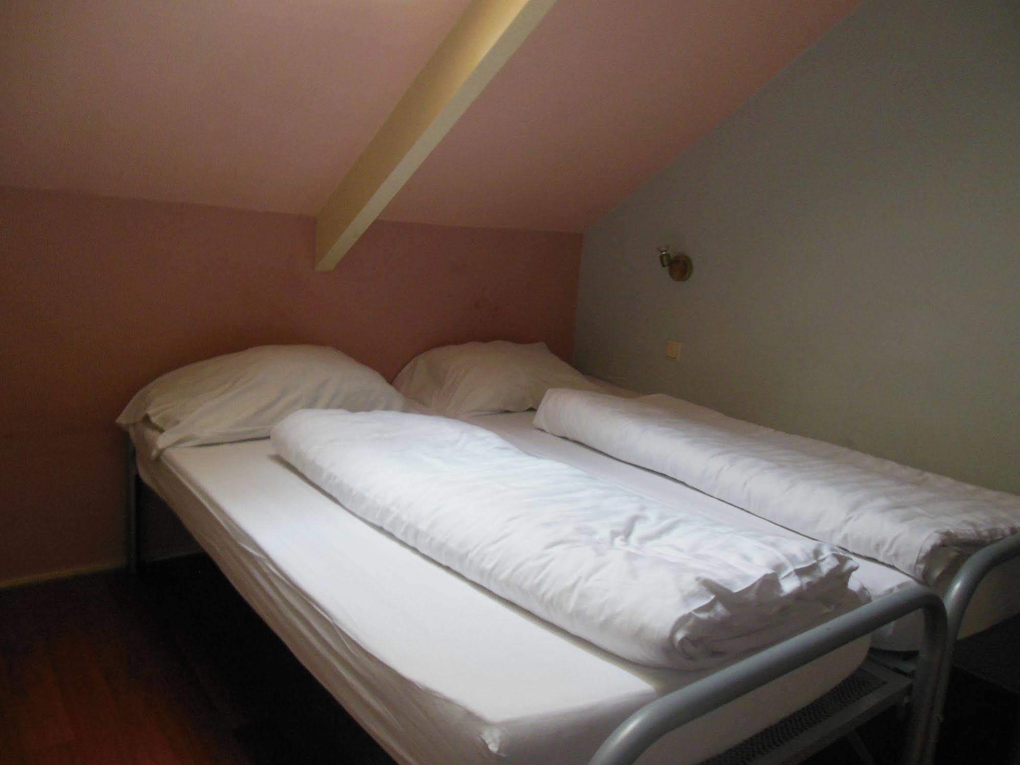Sleep-inn Hostal